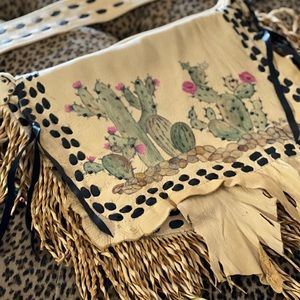 Exquisite leather bag